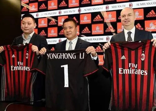 管理层在与 管理层在与