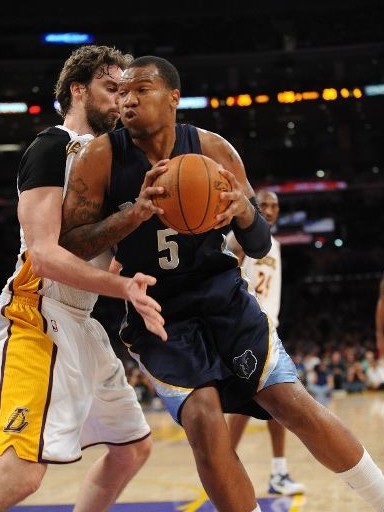 著名记者罗 著名记者罗