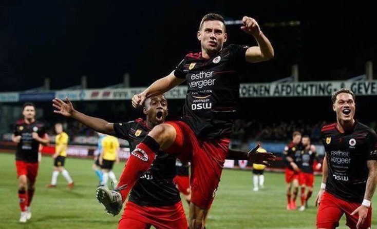 闻的背后 闻的背后